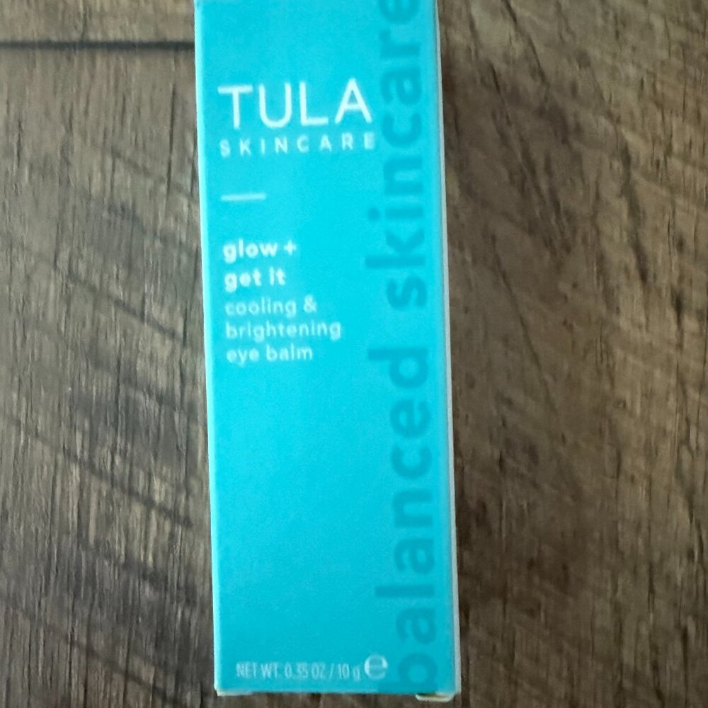 TULA SKINCARE GLOW + GET IT COOLING & BRIGHTENING EYE BALM (NEW IN BOX)